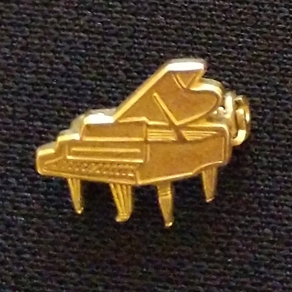 ❤️3/$15 Vintage 60s Gold Piano Lapel Pin